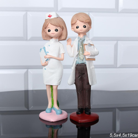 Фигурка Врач К296 724696